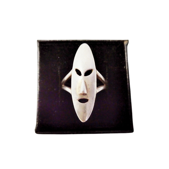 Vintage 925 Sterling Silver Mask Ring - Picture 4 of 16